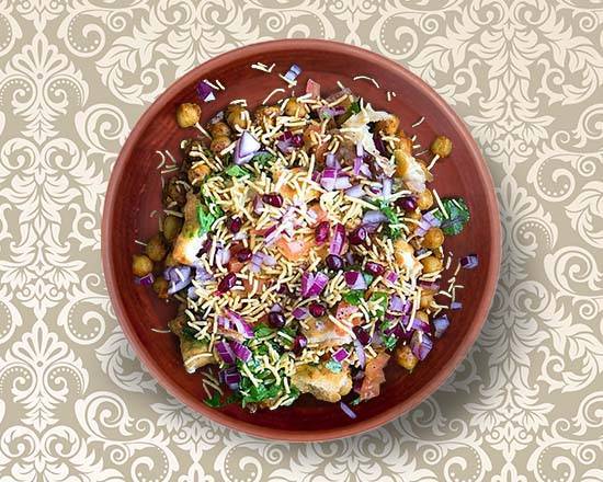 Clay Pot Samosa Chaat
