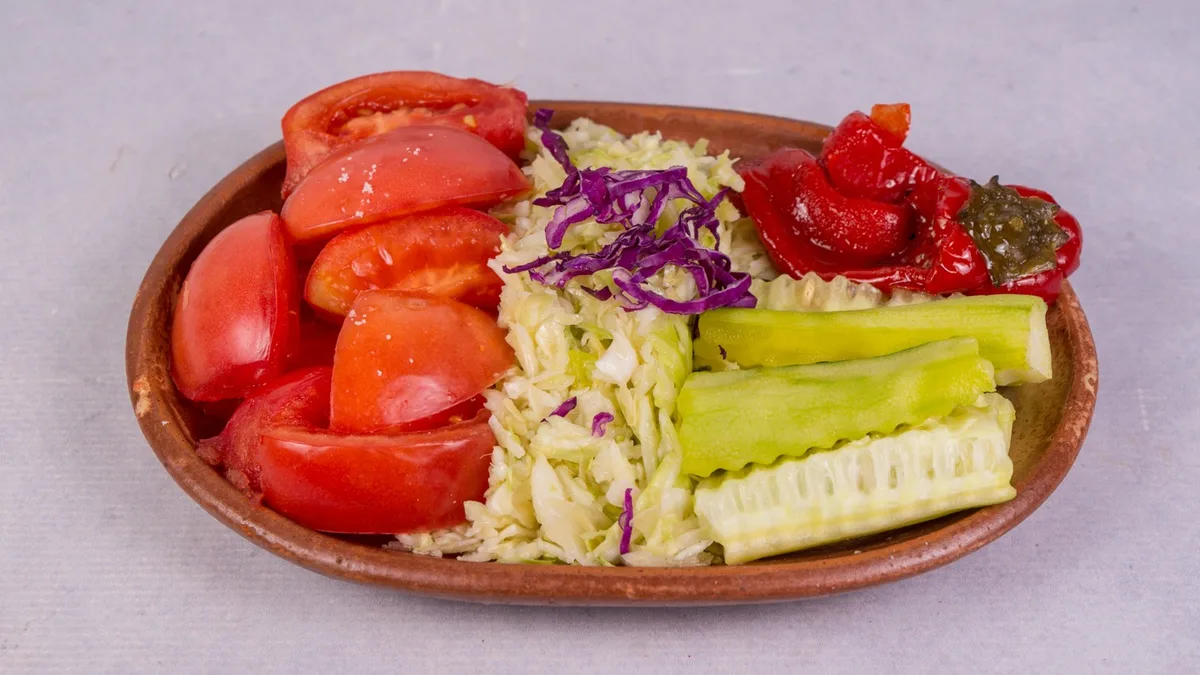 Mešana salata
