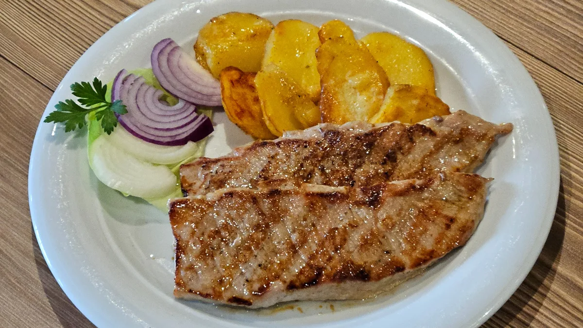 Bela vešalica