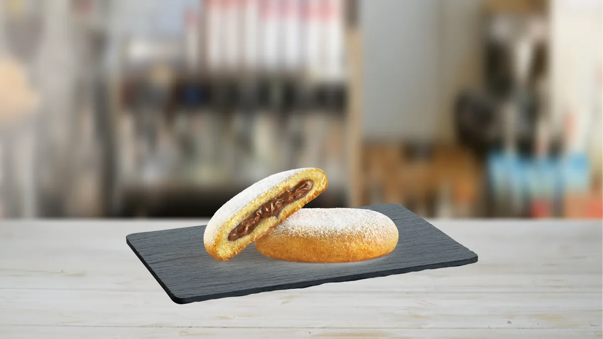Butter Cookie with Praline
