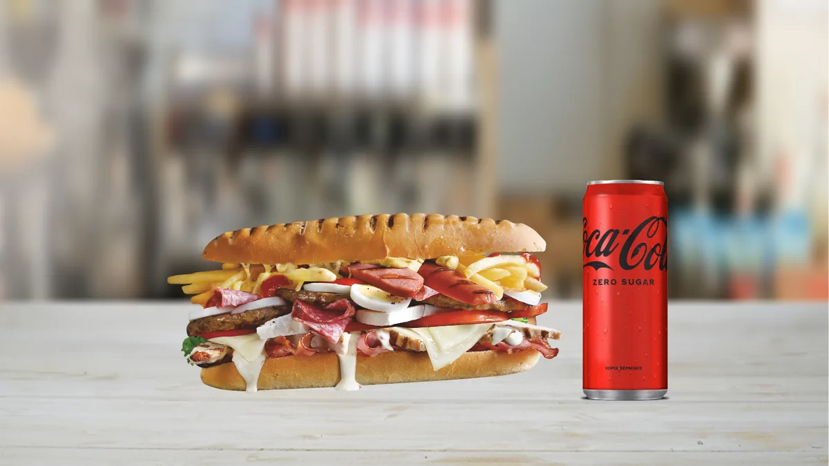 Epic Sandwich with 8 Ingredients of your Choice + 1 Soft Drink 0.33 l