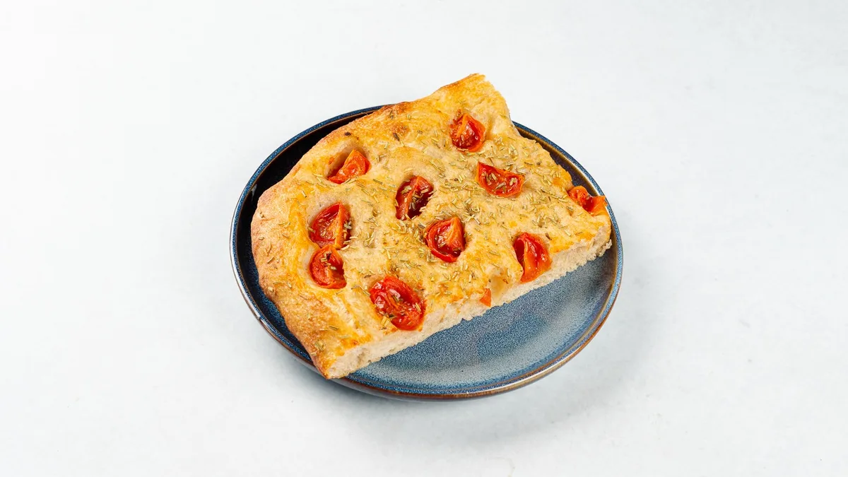Focaccia s češnjevim paradižnikom in rožmarinom (190 g)