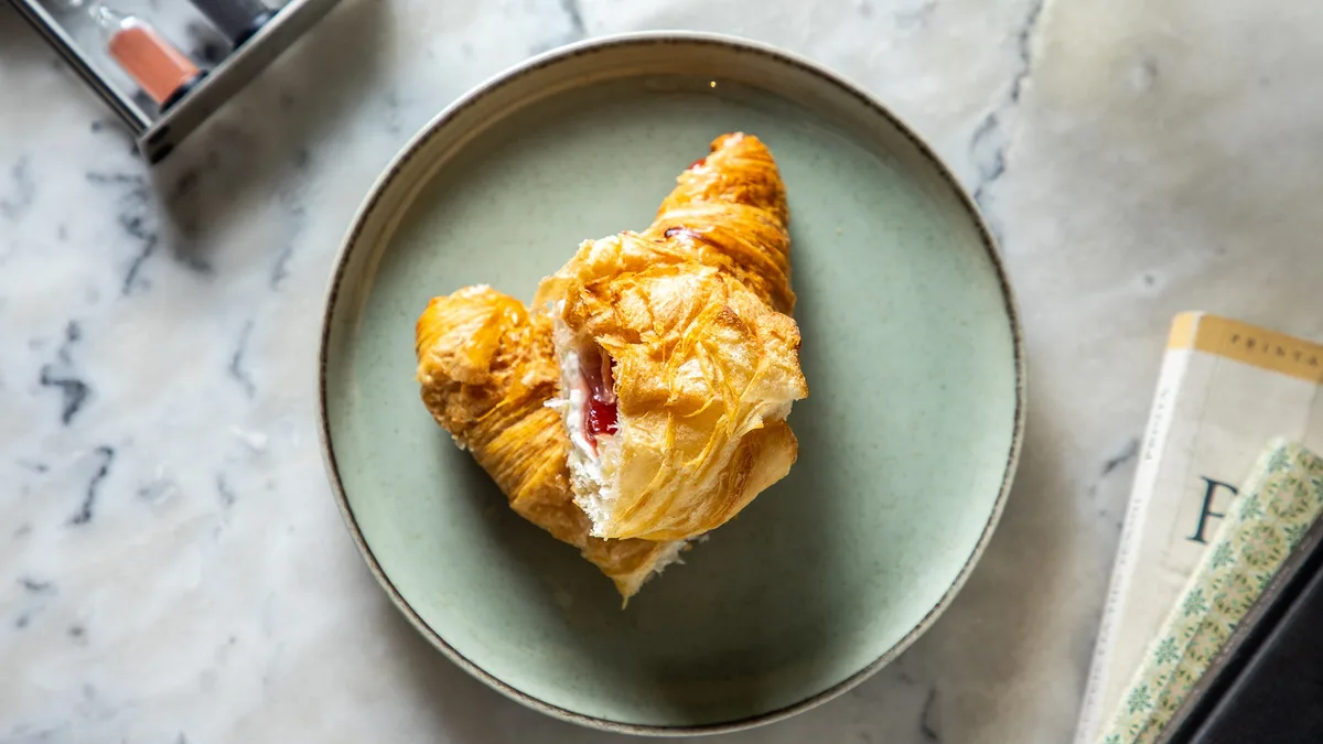 Croissant Cheesecake