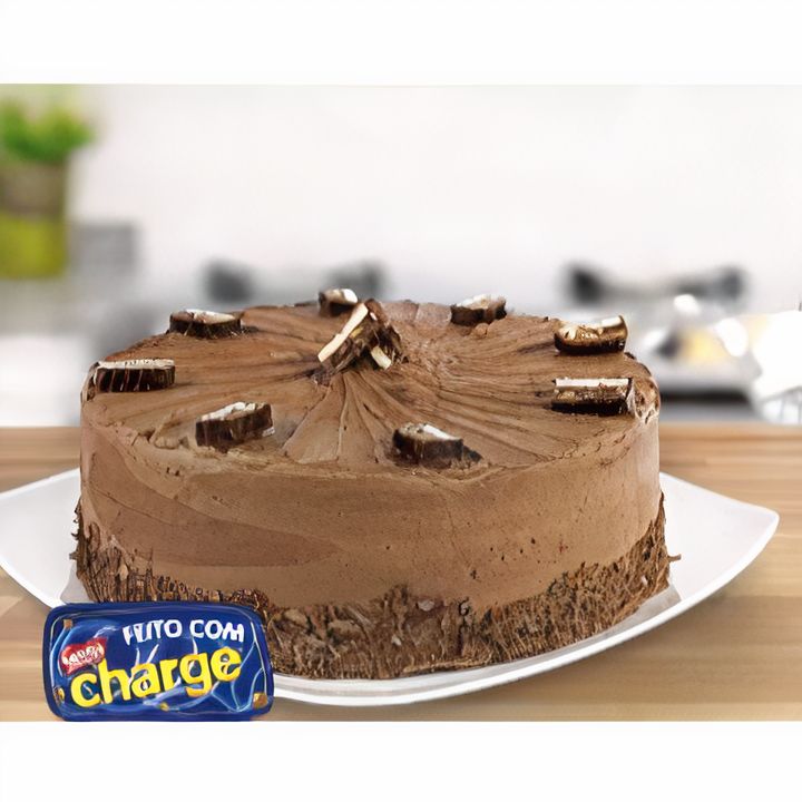 Bolo de Festa Premium com Charge