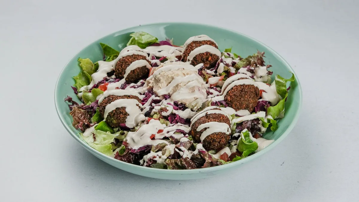 Falafel salata korijander