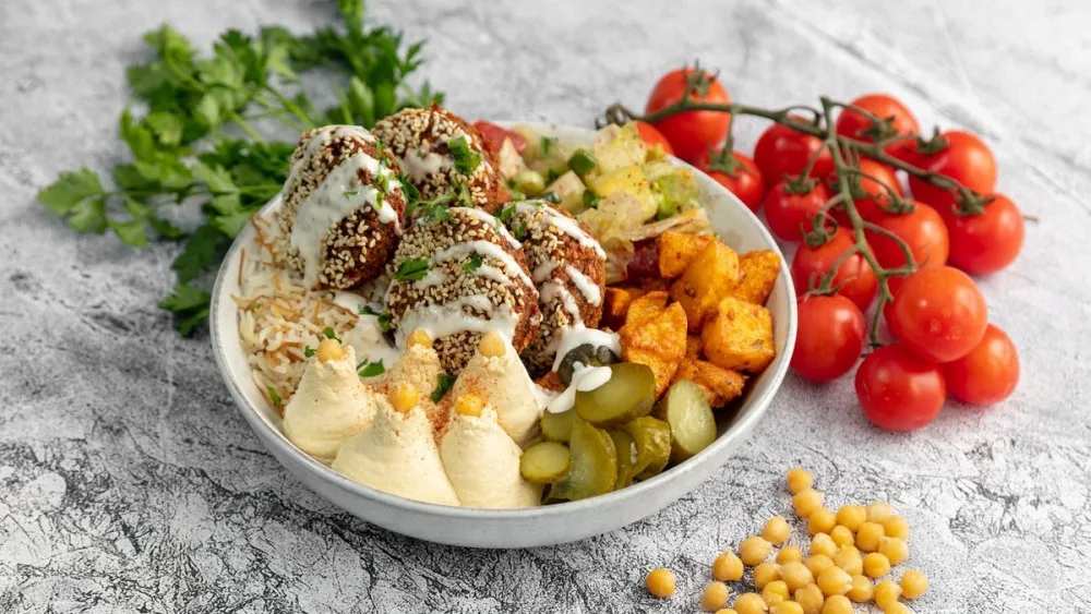 Classic falafel bowl + ayran yogurt