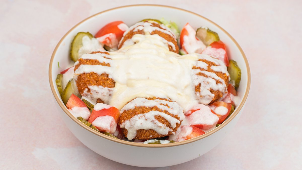 Falafel salata
