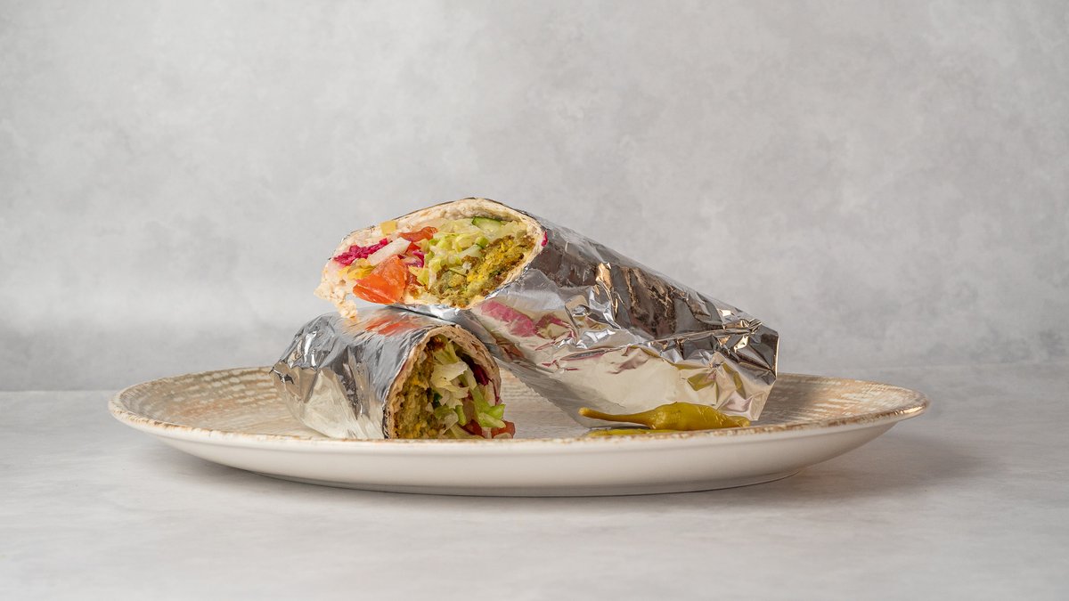 Falafel- and Hummusrulle