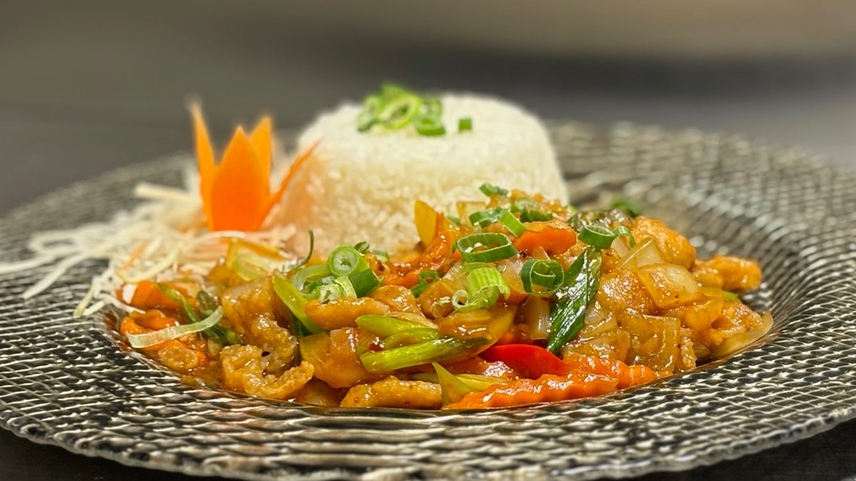 24. Ped Phad Kra-Prao 🌶🌶🌶