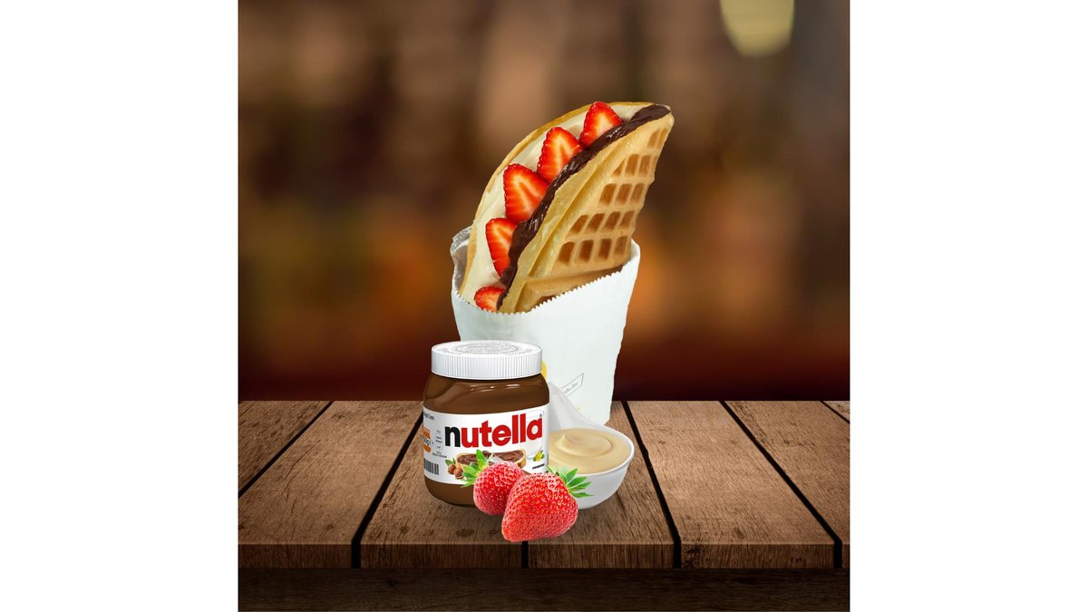 Waffle, Nutella, Ciocolata Alba (Choccolina White), Capsuni Fresh