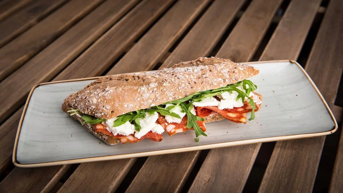 Salami piccante bagett