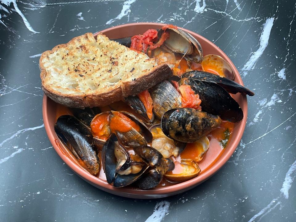 Nduja Cozze E Vongole