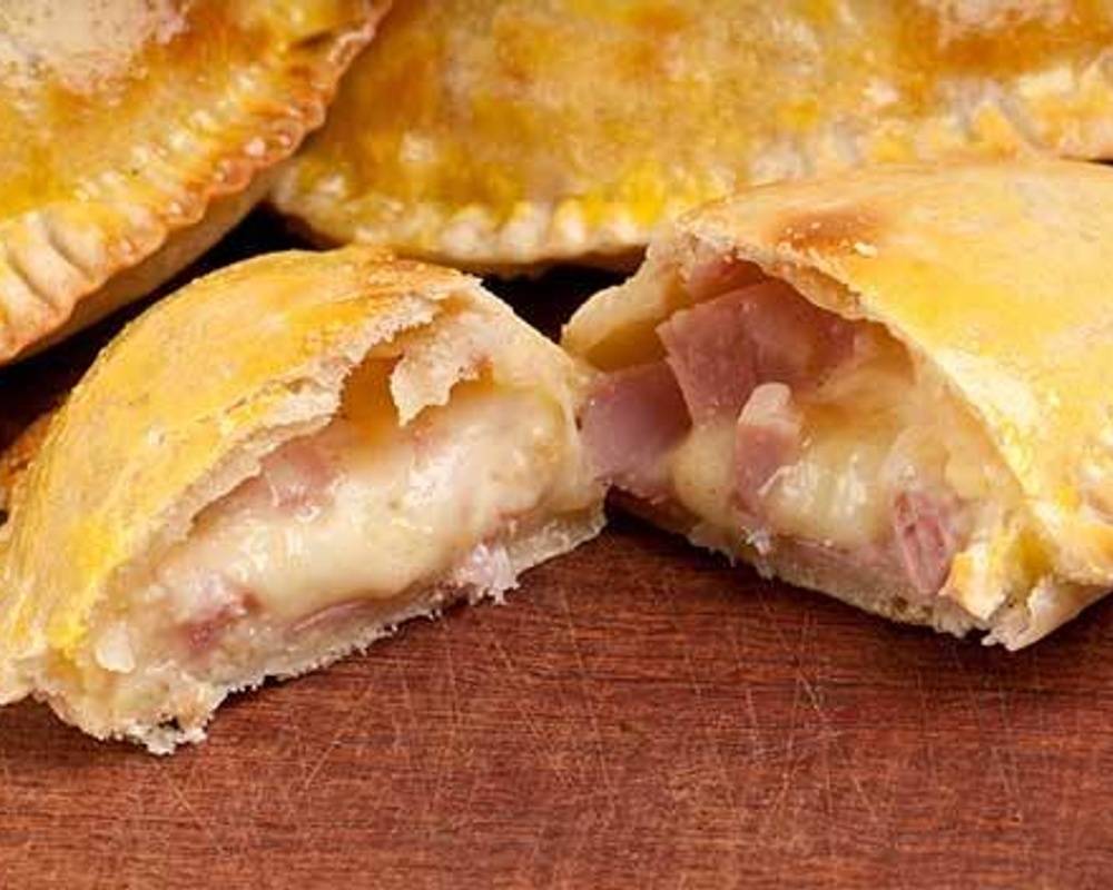 Empanada Ham and Cheese