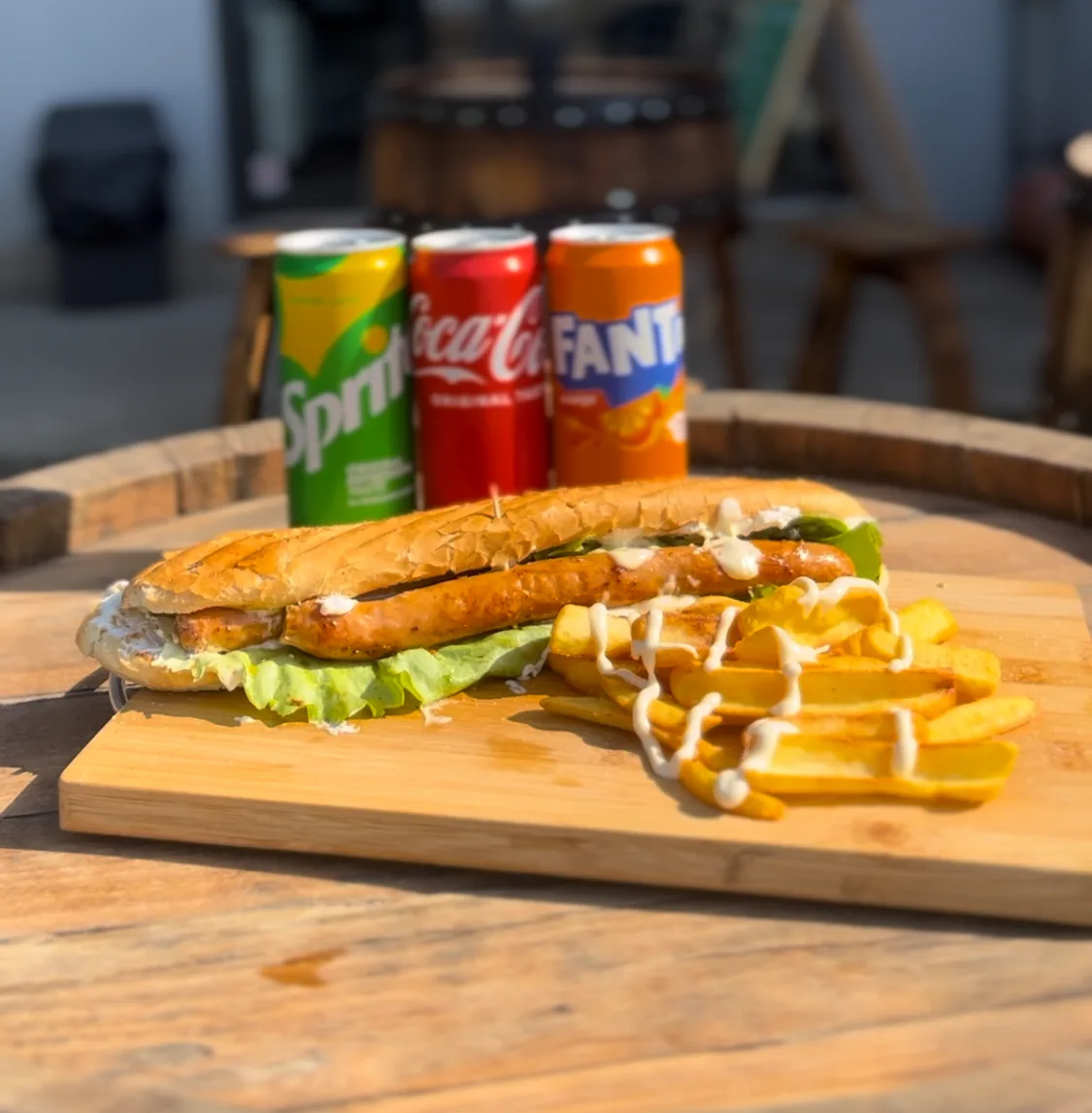 Kobaje,pomfrit 150g i Coca Cola