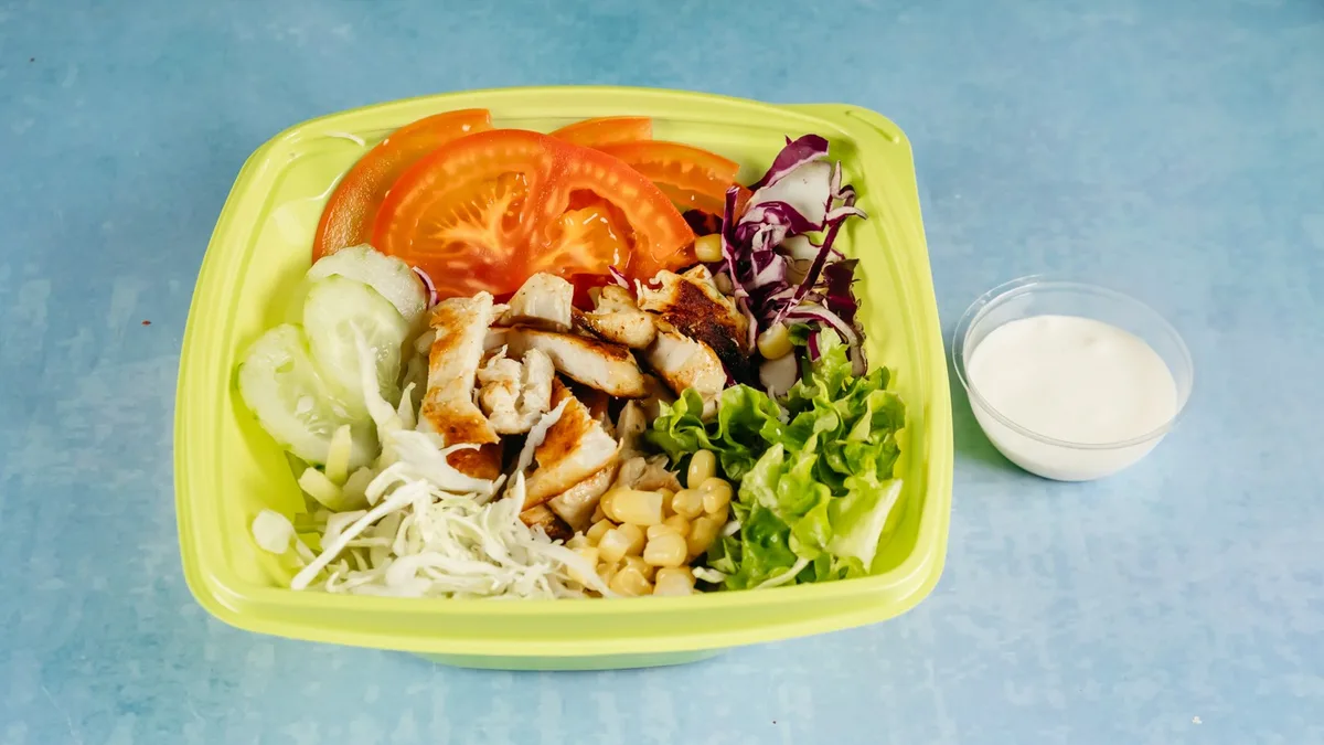 Pileća salata