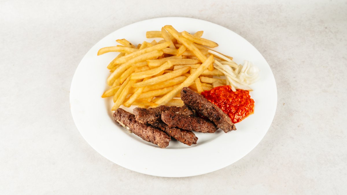 Ćevapčići mali s prilogom