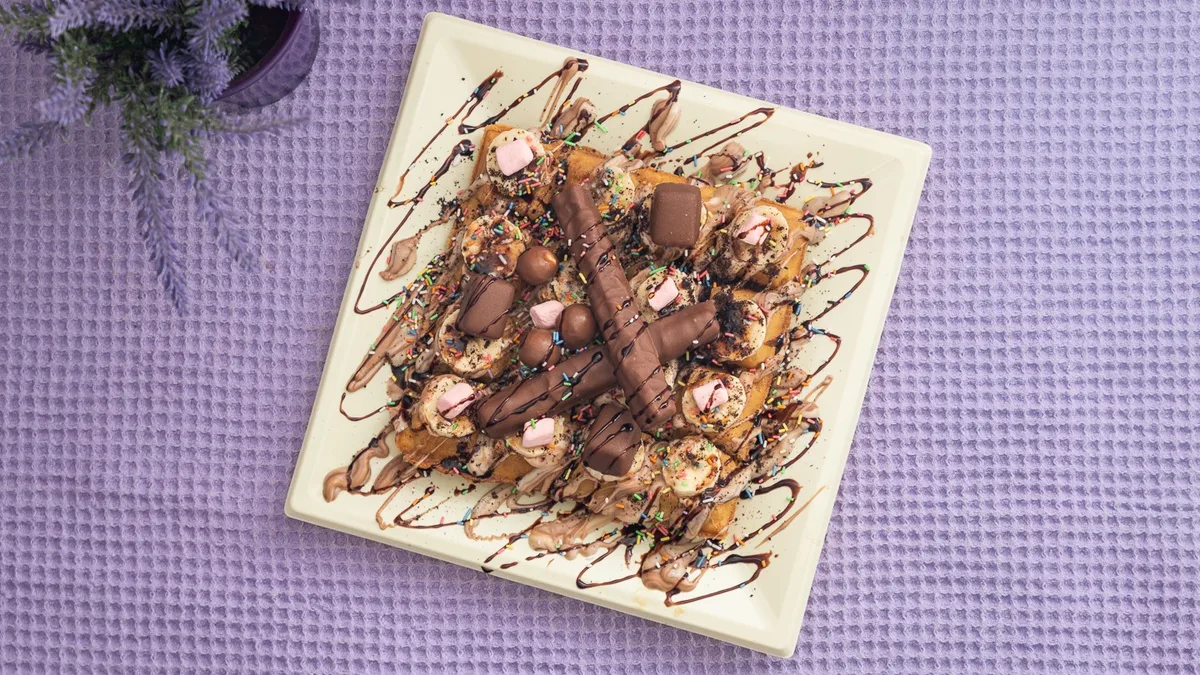 Mix Chocolate Waffle Bites