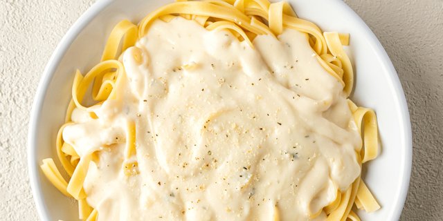 Fettuccine Alfredo