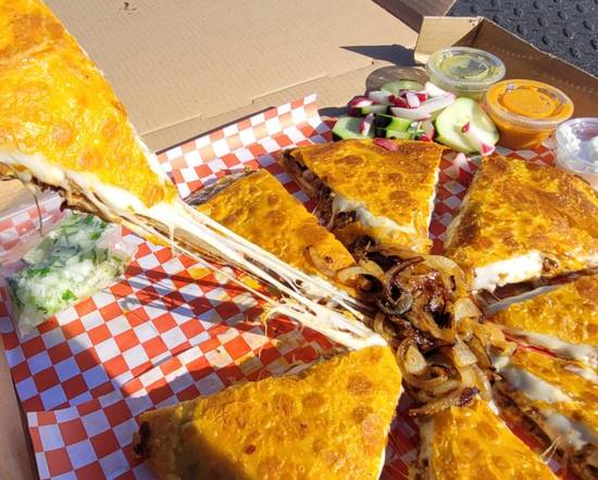 Large Pizza Birria