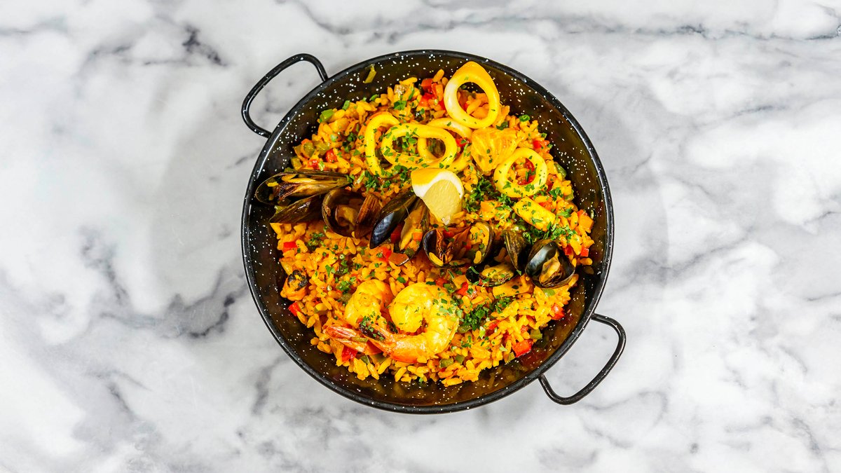 Paella de mariscos / Tengergyümölcsei paella