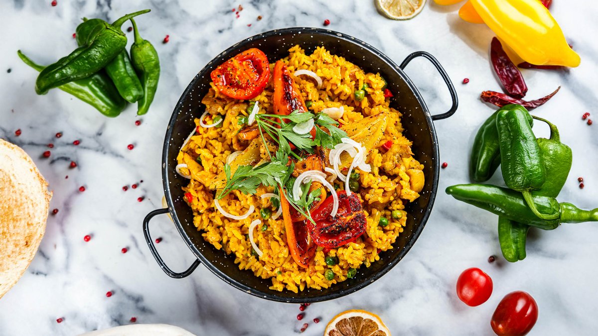 Paella de pollo / Paella csirkecombfilével