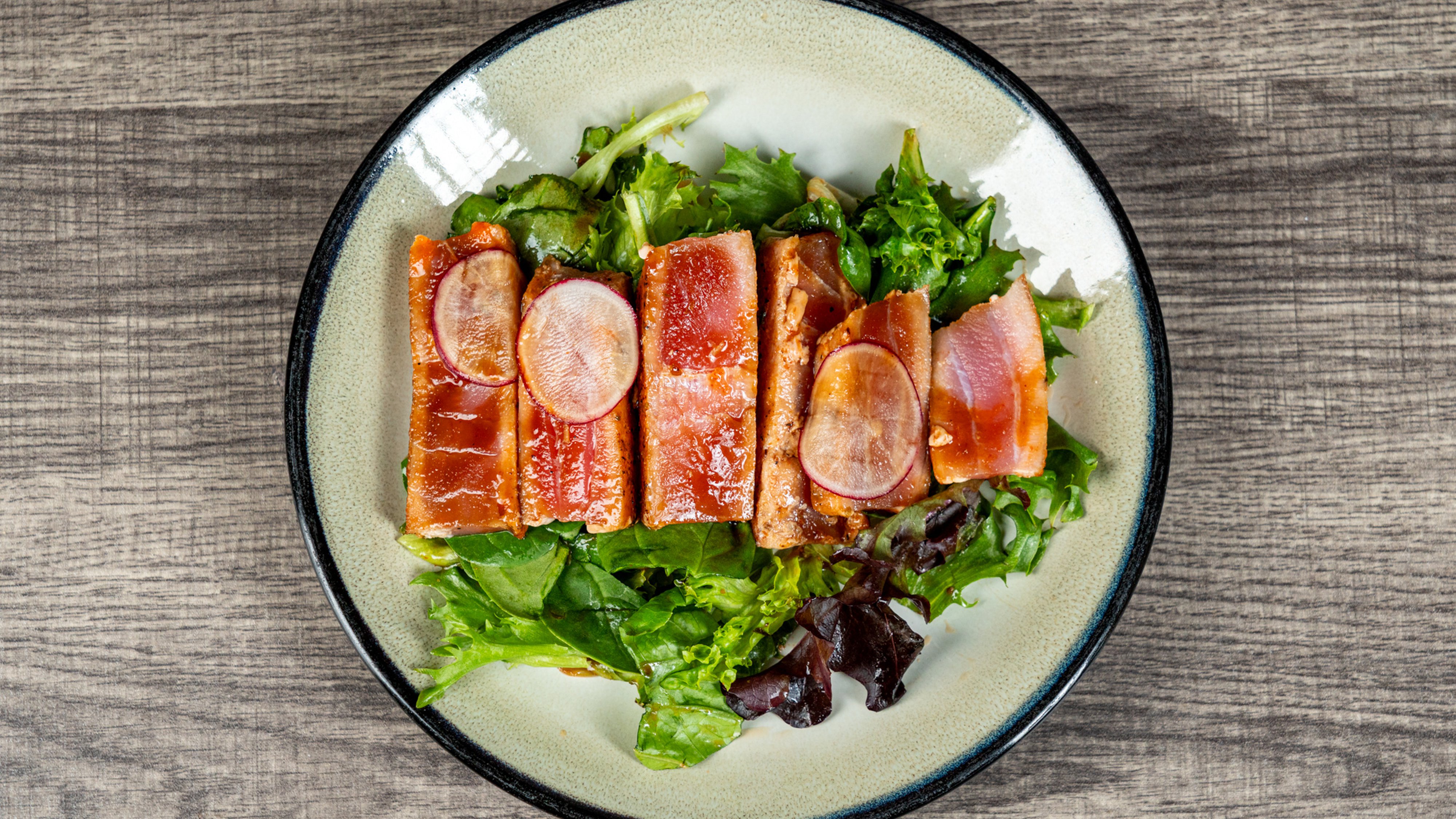 SEARED TUNA