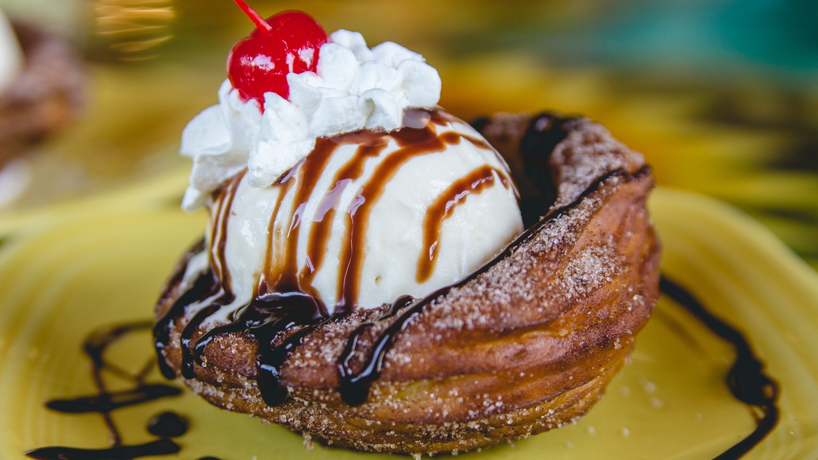 Churro cup with ice cream