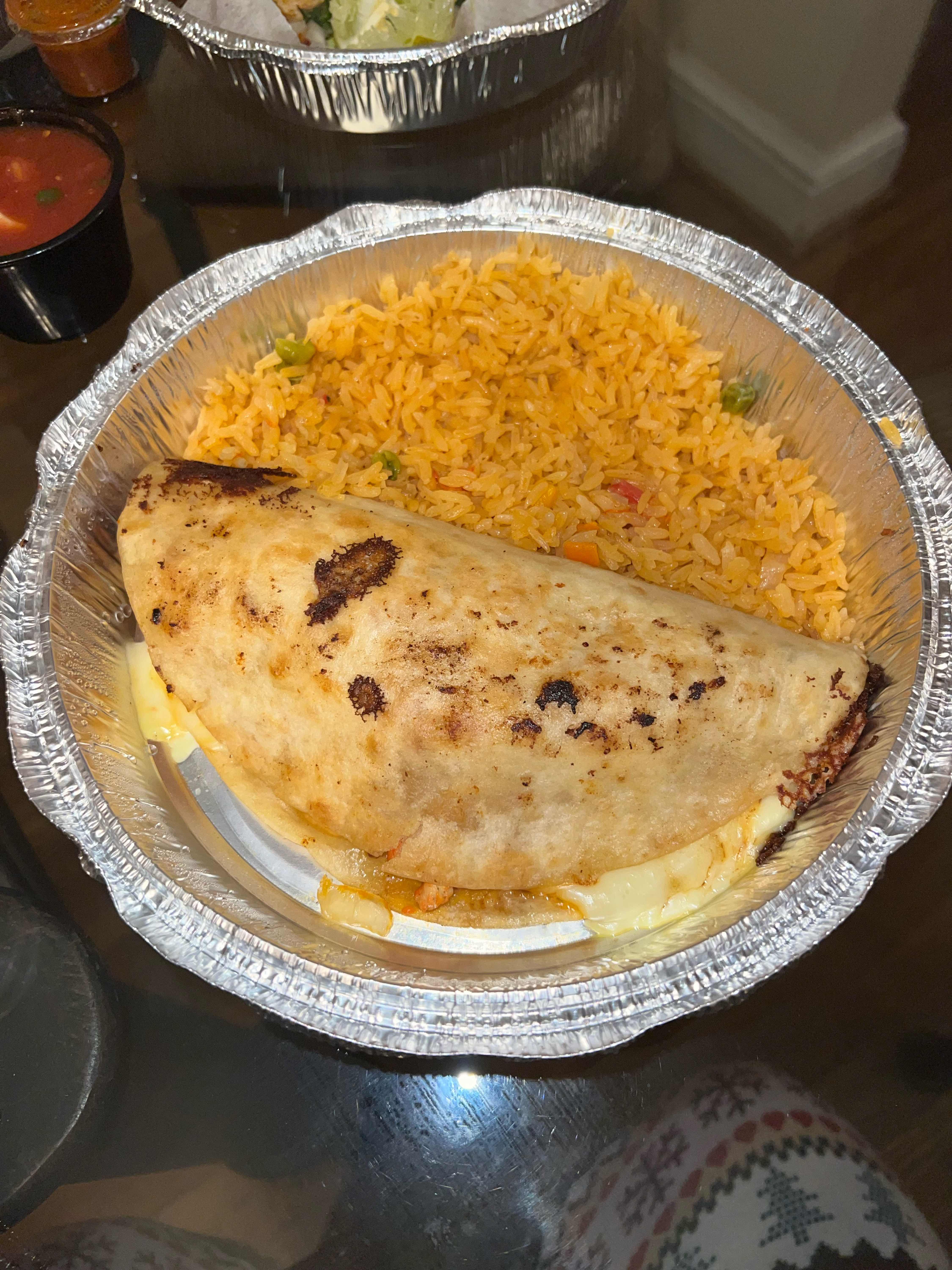 Quesadilla con Pollo Asado