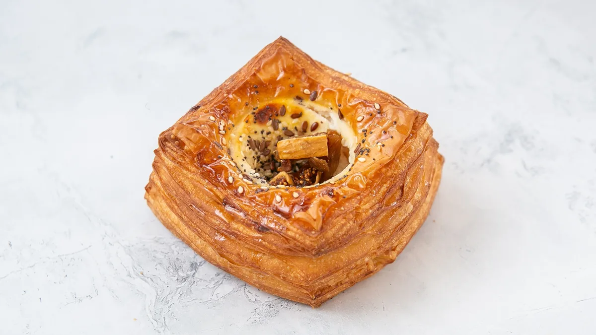 Croissant Kaltsouni