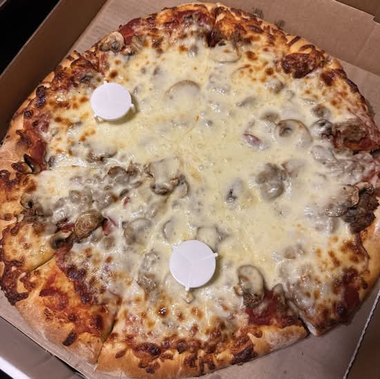 Large 16" The Works Pizza