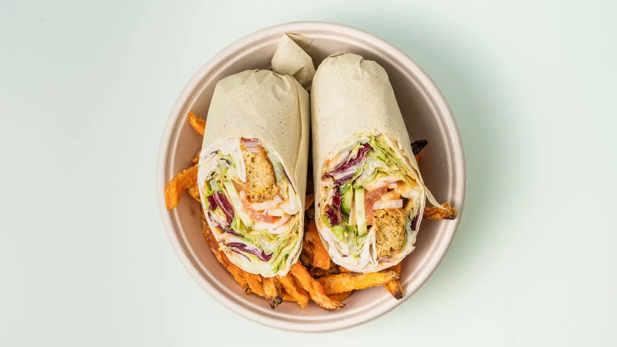 25. Falfilu Wrap