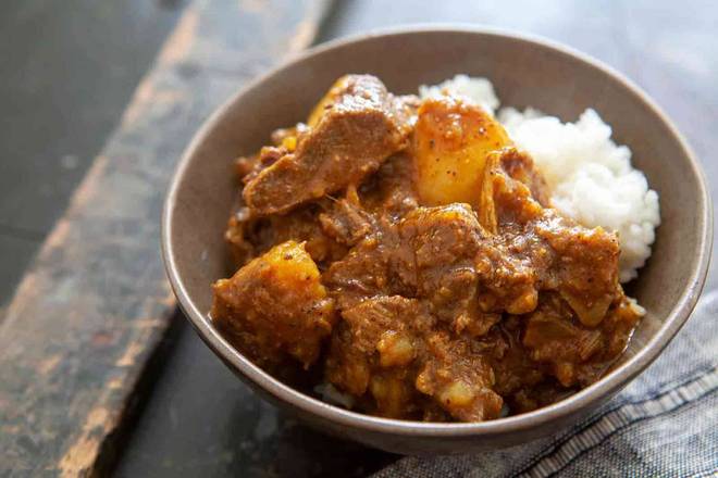 Garam Gourmet Goat Curry
