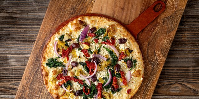 Mediterranean Pizza