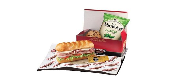 Deluxe Lieutenant Box Lunch