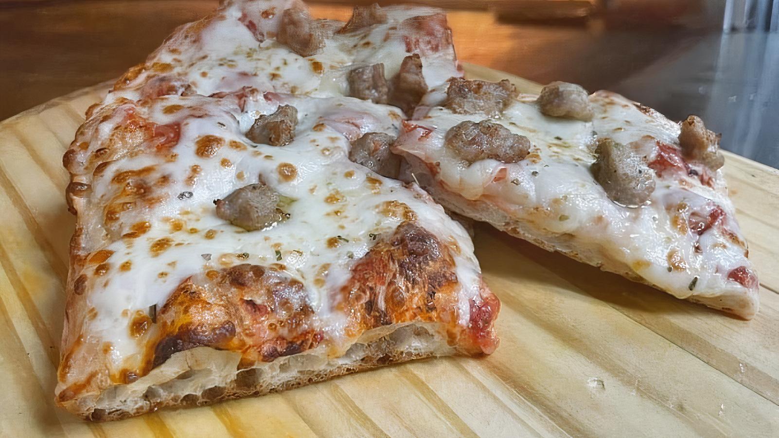 Roman Sausage Pizza (Roman Pizzas)
