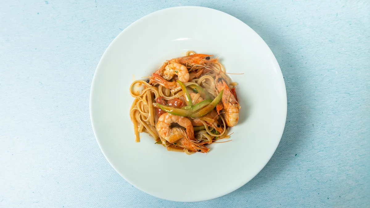 Linguine Karkalec Kungull and Pomodori