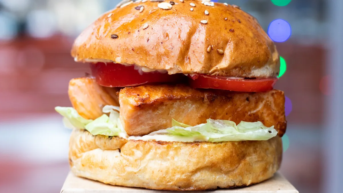 Salmon Soul burger