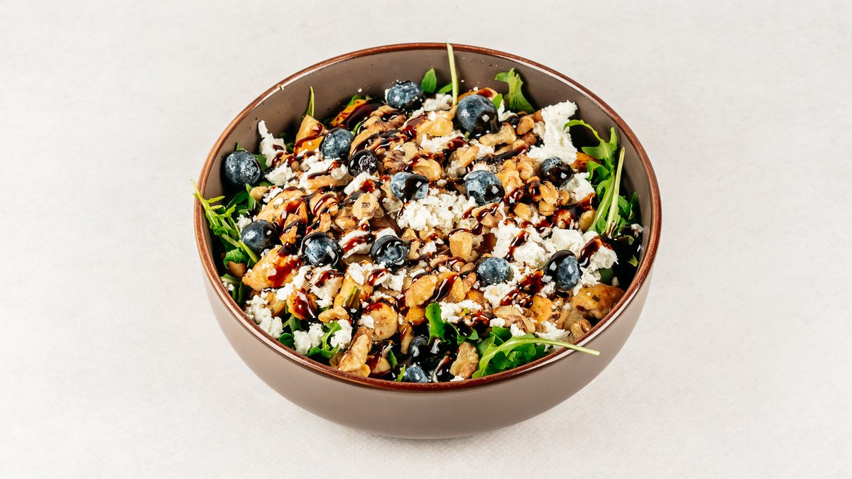 Honey pileća salata