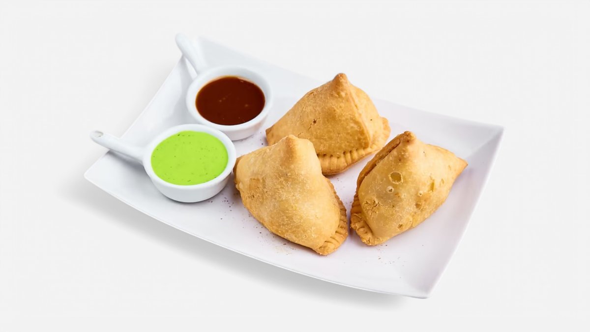 Aloo mutter samosa