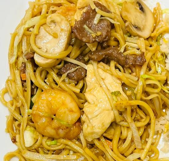 Combination Lo Mein D