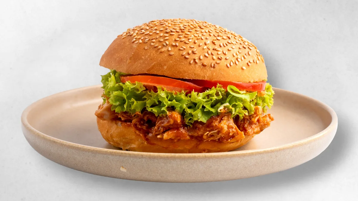 Pulled Chicken Burger