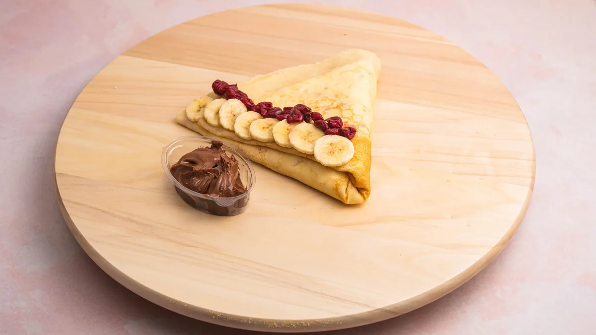 Palačinka nutella, banana, višnja
