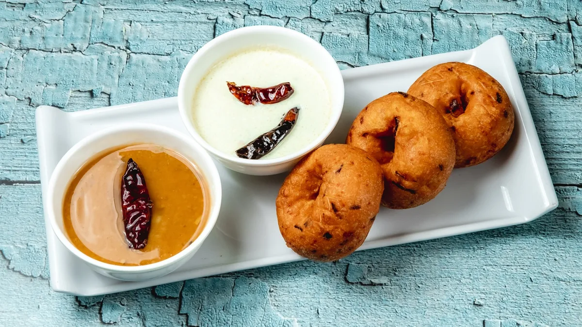 Medu Vada (1 pcs)