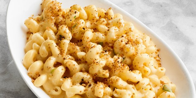 Chipotle-Cheddar Mac and Cheese