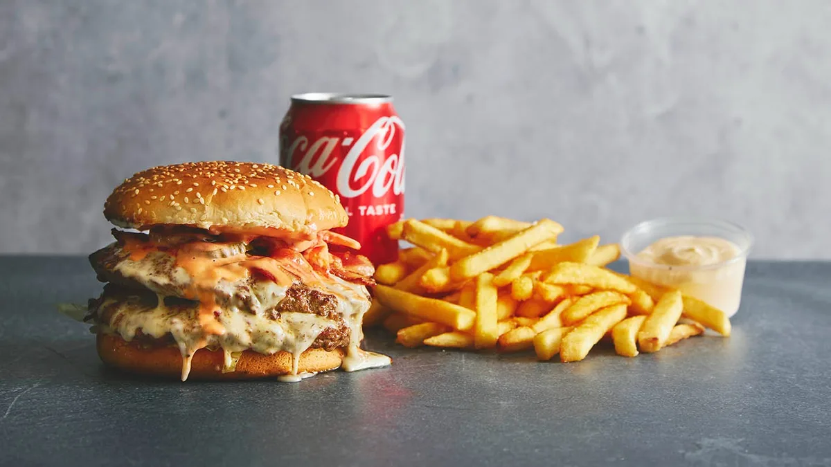 Alm. Dobbelt Cheeseburger Menu