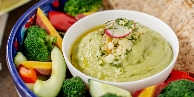 Hummus, Veggies and Pita