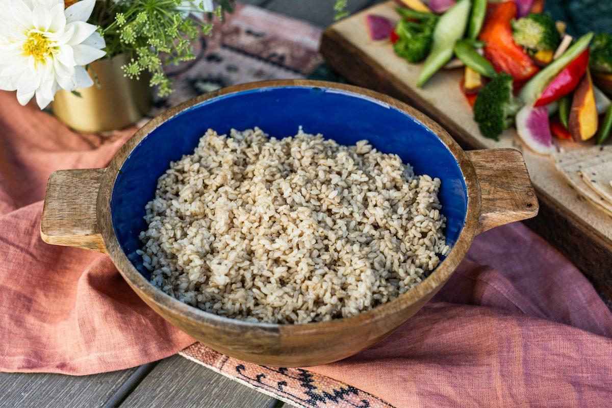 Large Simple Steamed Brown Rice