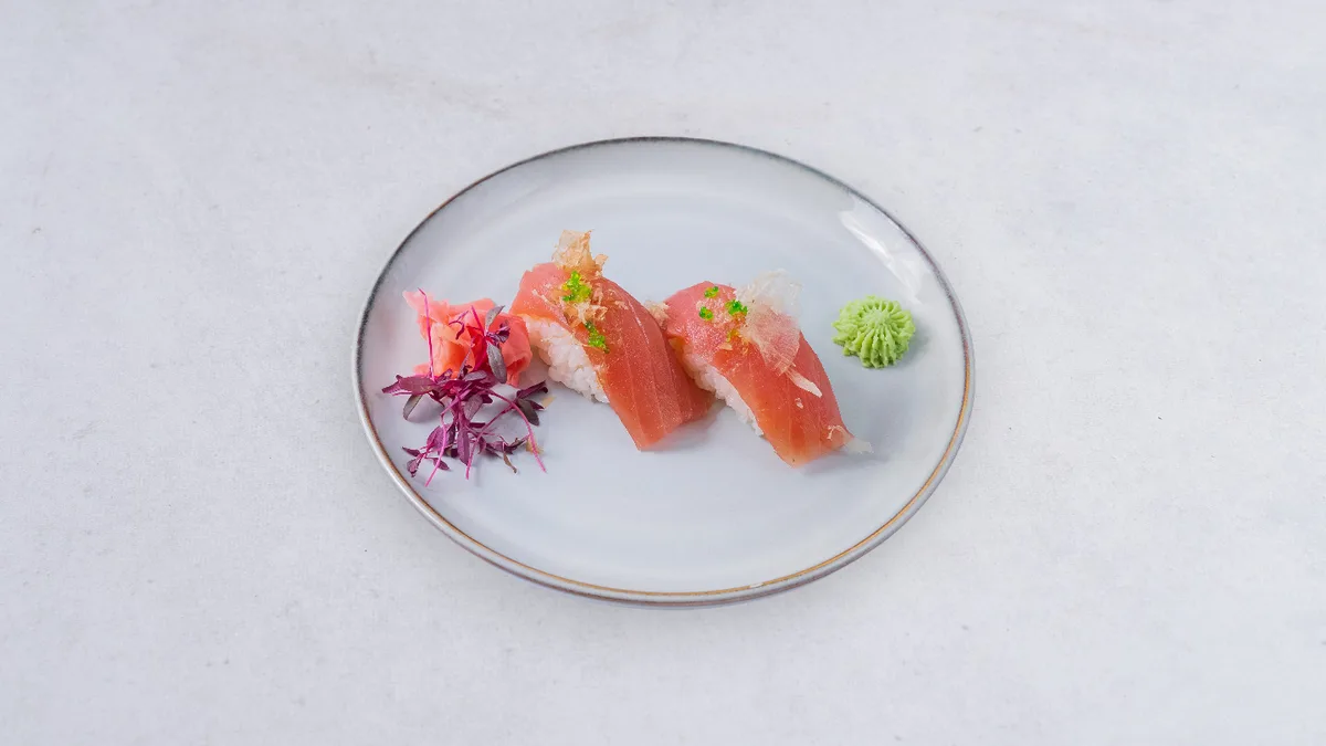 Nigiri z tuńczykiem