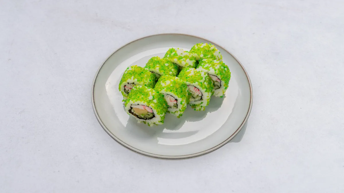 Uramaki california z tuńczykiem