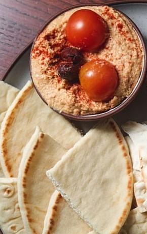 Hummus and Pita